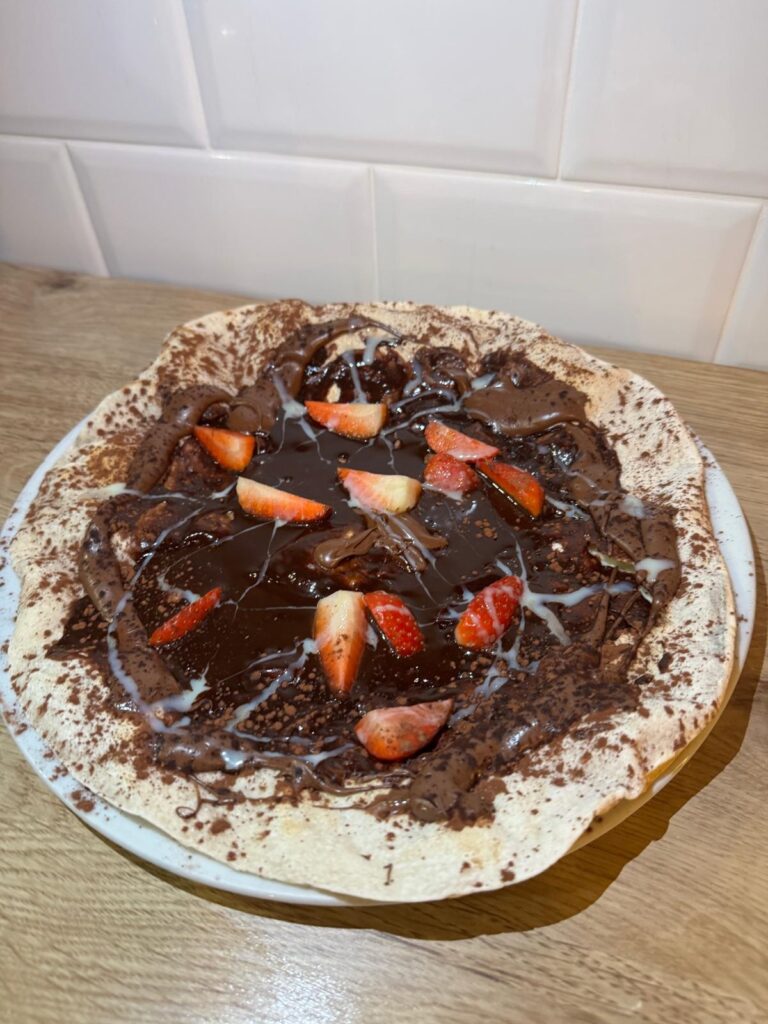 pizza de choclotae con fresas
